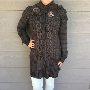 CoVelo Clothing Embroidered Sweater Coat - L